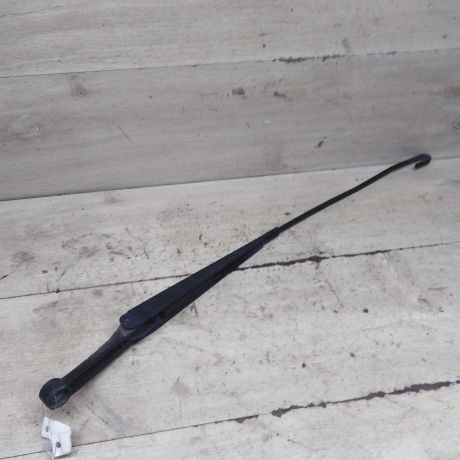 povodok-stekloocistitelia-pravyi-volvo-s80-art-100583-big-0