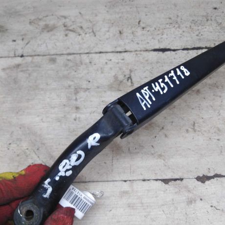 povodok-stekloocistitelia-pravyi-volvo-s80-art-100583-big-3