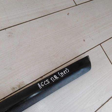 molding-dveri-perednii-pravyi-niznii-audi-a6-c5-art-100619-big-3