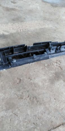 peredniaia-panel-televizora-renault-megane-ii-art-100800-big-7