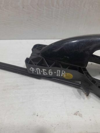 rucka-dveri-naruznaia-peredniaia-pravaia-volkswagen-passat-b6-art-100851-big-3