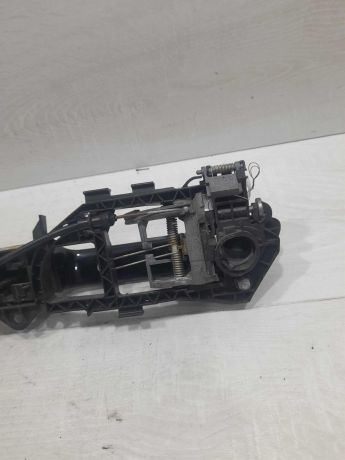 rucka-dveri-naruznaia-peredniaia-pravaia-volkswagen-passat-b6-art-100851-big-5