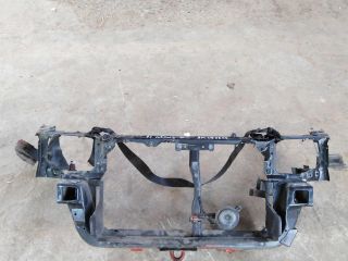 peredniaia-panel-televizor-mitsubishi-carisma-art-101756