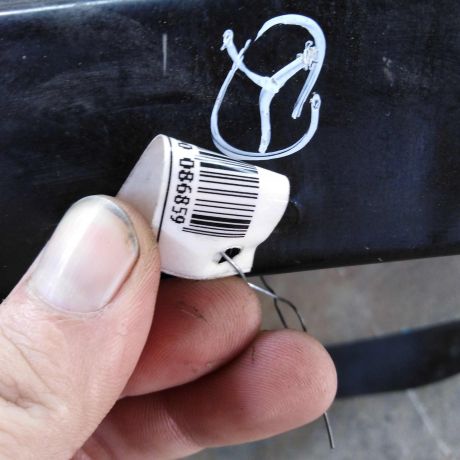 peredniaia-panel-televizor-mitsubishi-carisma-art-101756-big-2