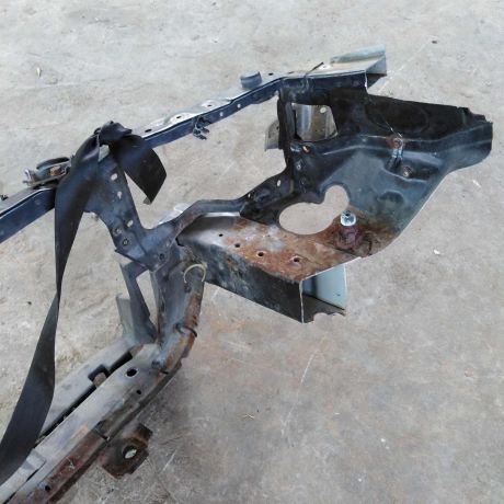 peredniaia-panel-televizor-mitsubishi-carisma-art-101756-big-5