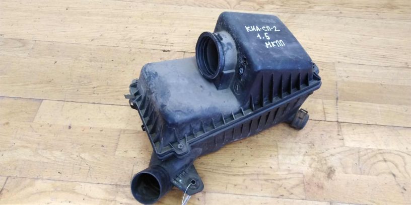 korpus-vozdusnogo-filtra-kia-spectra-art-17257-big-0