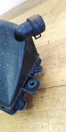 korpus-vozdusnogo-filtra-kia-spectra-art-17257-big-3