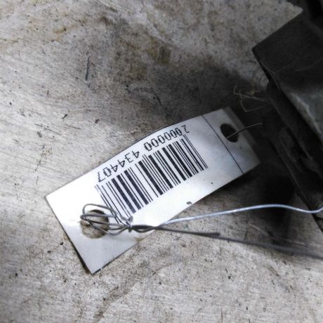 liucok-benzobaka-ford-c-max-dorestailing-art-102664-big-2