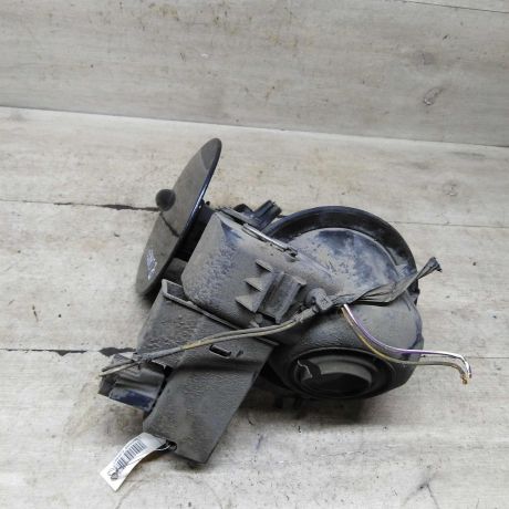 liucok-benzobaka-ford-c-max-dorestailing-art-102664-big-3