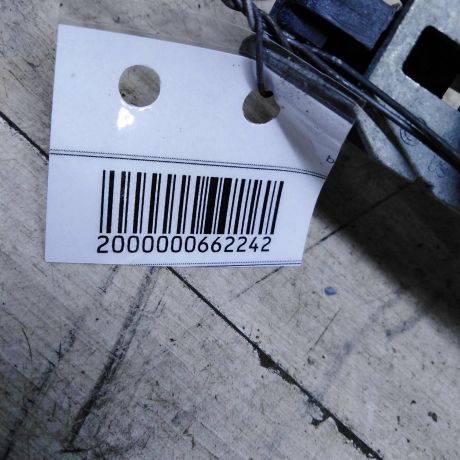 rucka-dveri-naruznaia-peredniaia-levaia-volkswagen-jetta-5-art-102847-big-2