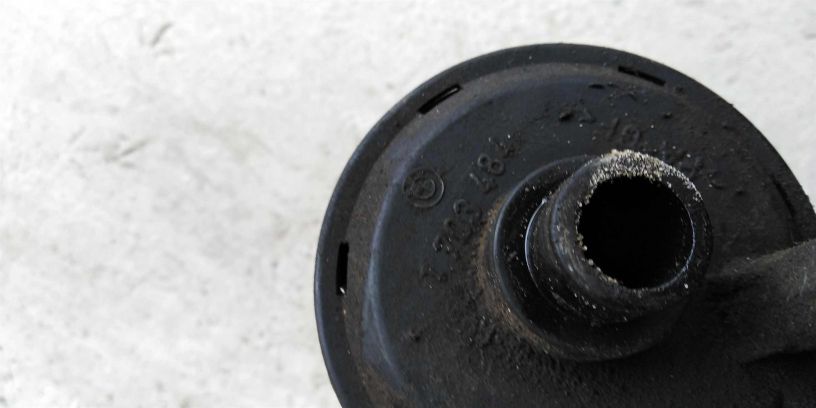 klapan-otvoda-vozduxa-iz-kartera-bmw-1703484-art-17331-big-4