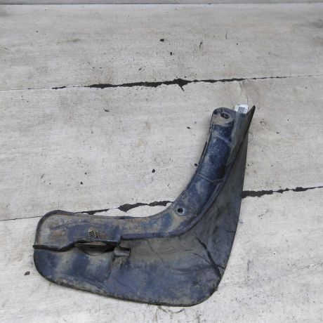 bryzgovik-perednii-pravyi-renault-fluence-art-104114-big-1