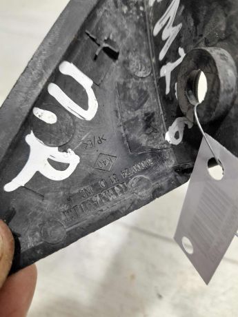 nakladka-na-perednee-pravoe-krylo-renault-megane-ii-art-104488-big-3