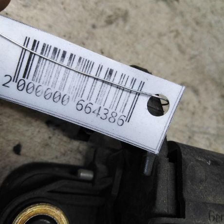 rucka-dveri-naruznaia-zadniaia-levaia-audi-a4-b5-art-104880-big-1