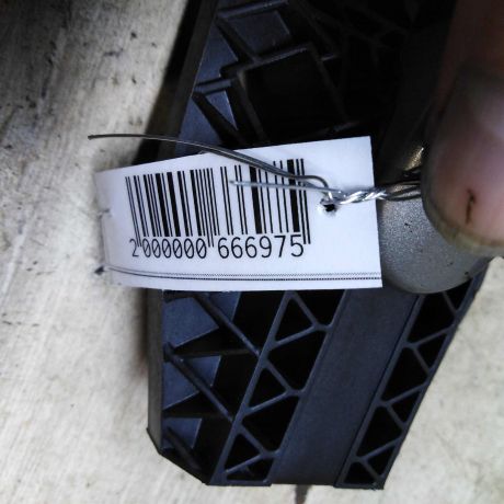 rucka-dveri-naruznaia-pravaia-volkswagen-jetta-vi-art-105427-big-1