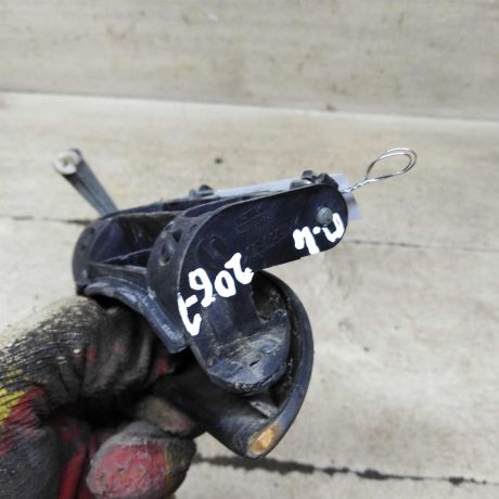 rucka-dveri-naruznaia-peredniaia-levaia-peugeot-206-art-105601-big-1