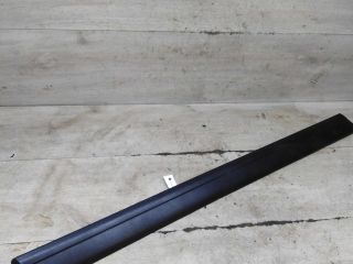 molding-dveri-zadnii-pravyi-srednii-audi-100-c4-art-105774