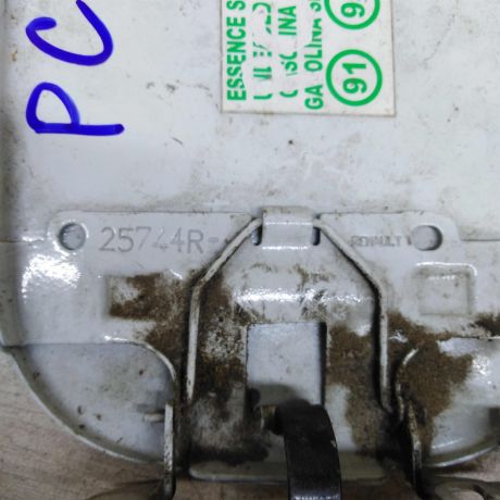 liucok-benzobaka-renault-sandero-i-art-105866-big-3