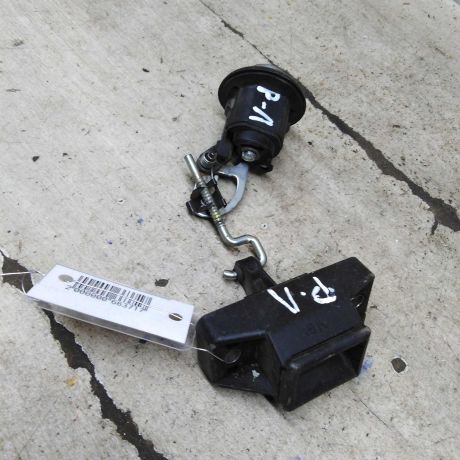 licinka-dvernogo-zamka-bagaznika-renault-logan-i-art-105897-big-0