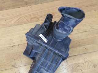 korpus-vozdusnogo-filtra-volkswagen-transporter-t5-art-17542