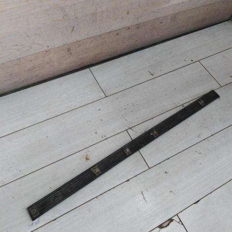 molding-dveri-perednii-pravyi-srednii-audi-100-c4-art-106010-big-1