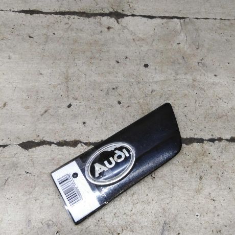 molding-perednego-pravogo-kryla-srednii-audi-100-c4-art-106048-big-0