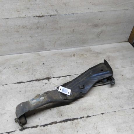 peredniaia-panel-televizor-pravaia-cast-audi-100-c4-art-106237-big-1