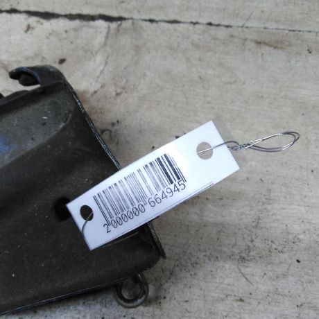 peredniaia-panel-televizor-levaia-cast-audi-100-c4-art-106336-big-2