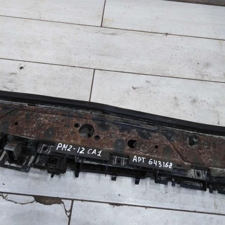 peredniaia-panel-televizora-renault-megane-ii-art-107523-big-3