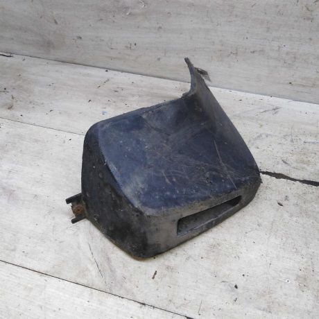 bryzgovik-zadnii-pravyi-renault-megane-2-sedan-art-107722-big-1