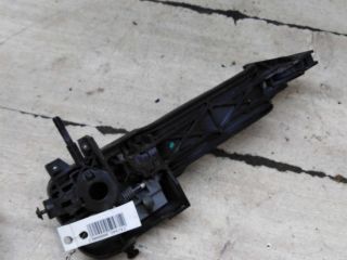 rucka-dveri-naruznaia-peredniaia-pravaia-ford-fusion-i-art-107941