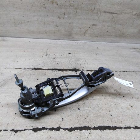 rucka-naruznaia-peredniaia-pravaia-volkswagen-jetta-5-volkswagen-golf-5-art-108020-big-2