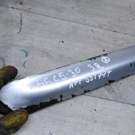 molding-dveri-niznii-zadnii-pravyi-audi-a6-c5-art-108119-big-1