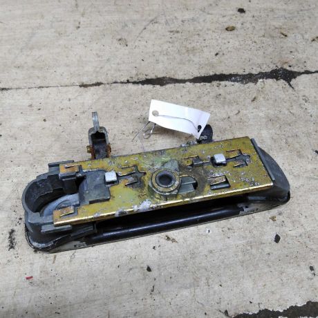 rucka-dveri-zadniaia-levaia-naruznaia-audi-a6-c5-art-108290-big-1