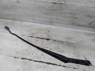 povodok-stekloocistitelia-pravyi-volkswagen-transporter-t4-art-108842