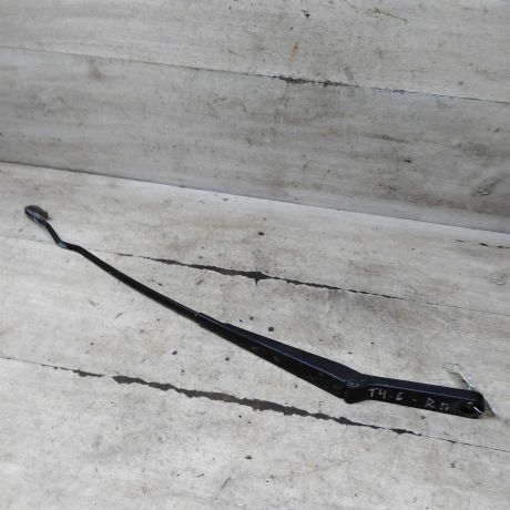 povodok-stekloocistitelia-pravyi-volkswagen-transporter-t4-art-108842-big-0