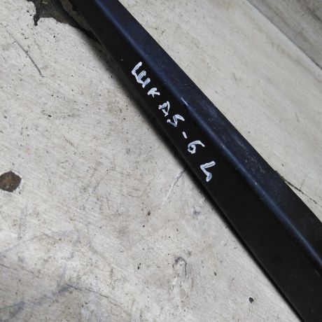 povodok-stekloocistitelia-levyi-skoda-octavia-a5-art-109140-big-1