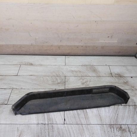 stupenka-porog-pravaia-sdviznoi-dveri-volkswagen-transporter-t4-art-109275-big-0