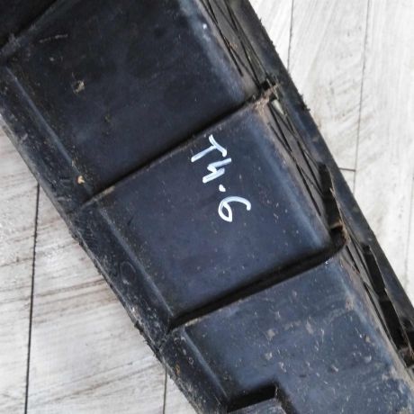 stupenka-porog-pravaia-sdviznoi-dveri-volkswagen-transporter-t4-art-109275-big-1