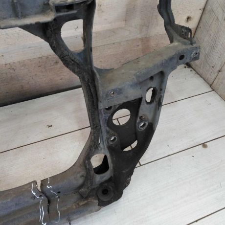 peredniaia-panel-televizor-volkswagen-passat-b5-defekty-art-109421-big-2