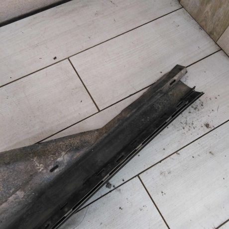 nakladka-na-porog-naruznaia-levaia-volkswagen-passat-b5-volkswagen-passat-b5-gp-art-109685-big-1