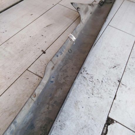 nakladka-na-porog-naruznaia-levaia-audi-a6-c5-art-109864-big-9