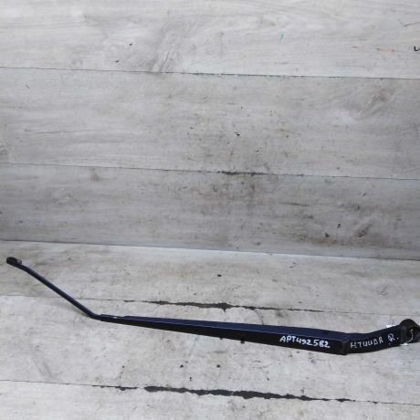 povodok-stekloocistitelia-pravyi-nissan-tiida-i-art-109934-big-0