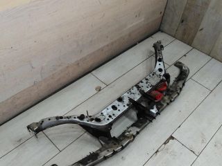 panel-peredniaia-televizor-ford-focus-1-defekty-art-110741