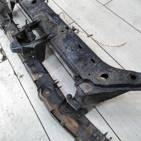 peredniaia-panel-televizor-ford-focus-1-art-110832-big-2