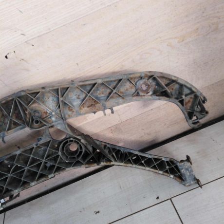 peredniaia-panel-televizor-ford-focus-1-art-110832-big-7