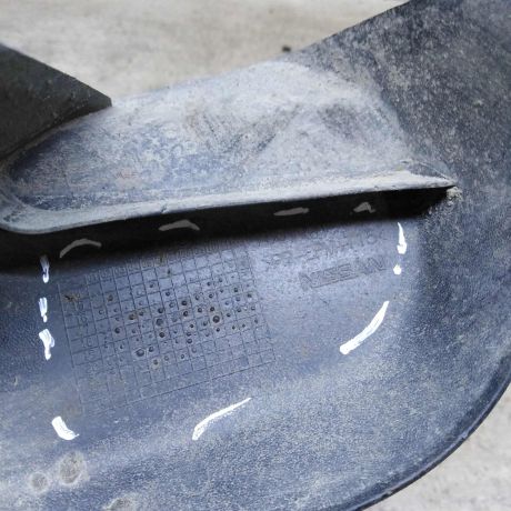 bryzgovik-zadnii-pravyi-nissan-qashqai-ii-restailing-art-110899-big-5