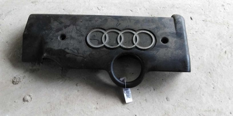 kryska-klapannaia-levaia-audi-a8-d2-art-18314-big-3