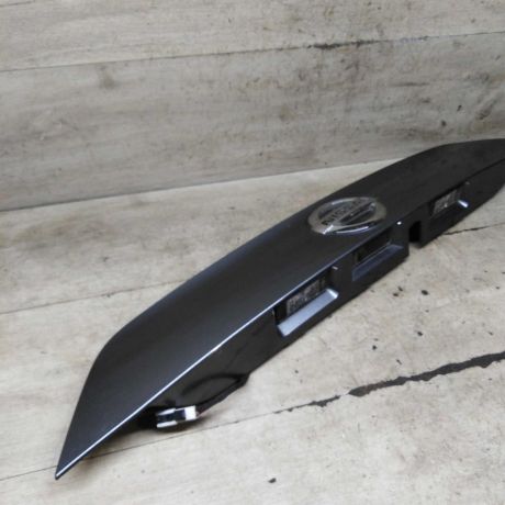 nakladka-na-krysku-bagaznika-fonar-podsvetki-nomera-nissan-qashqai-ii-restailing-art-111009-big-1