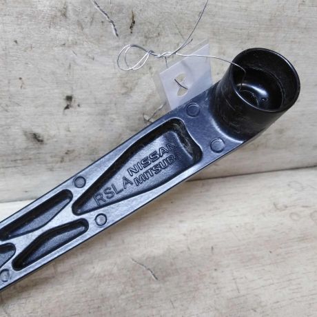 povodok-stekloocistitelia-pravyi-nissan-qashqai-ii-restailing-art-111110-big-1